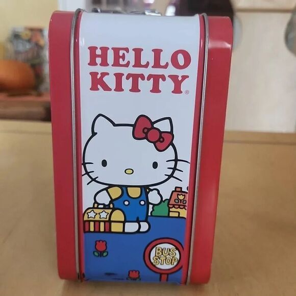 Loungefly Hello Kitty lunchbox 40th anniversary - Picture 2 of 8